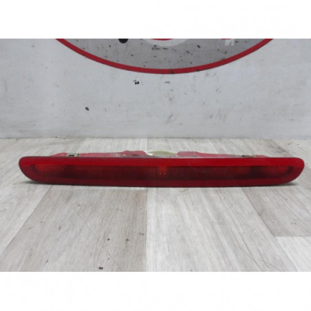 Feu arriere stop central RENAULT LAGUNA 2 PHASE 2 d’occasion