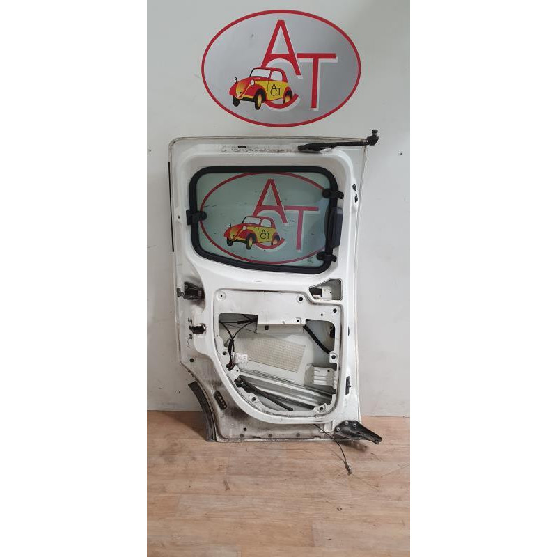 Porte laterale gauche PEUGEOT BIPPER d’occasion