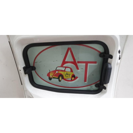 Porte laterale gauche PEUGEOT BIPPER d’occasion