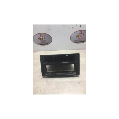 Facade autoradio IVECO DAILY 4 PHASE 1 d’occasion