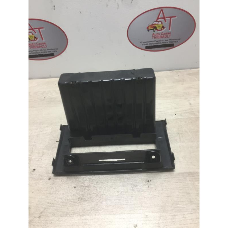 Facade autoradio IVECO DAILY 4 PHASE 1 d’occasion