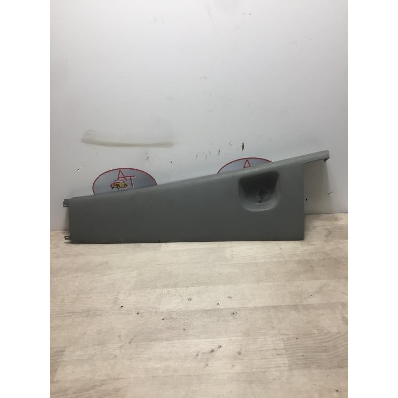 Garniture porte avant gauche RENAULT MASTER 2 PHASE 2 d’occasion