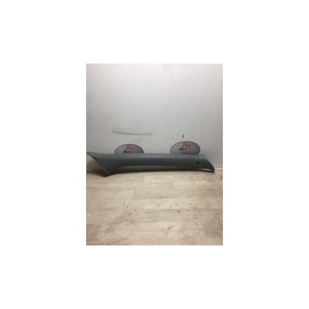 Garniture Montant droit  IVECO DAILY 4 PHASE 1 d’occasion