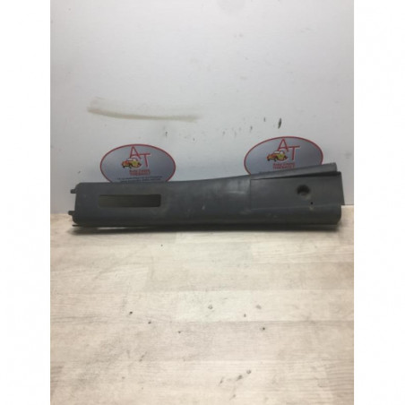 Garniture Montant avant gauche IVECO DAILY 4 PHASE 1 d’occasion