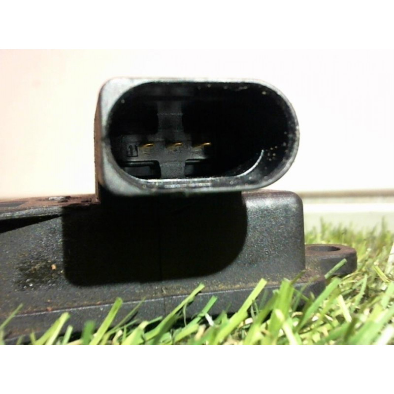 Capteur d'huile VOLKSWAGEN POLO V (6R/6C) PHASE 1 d’occasion