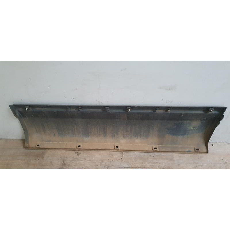 Baguette de porte arriere gauche  IVECO DAILY 4 PHASE 1 d’occasion