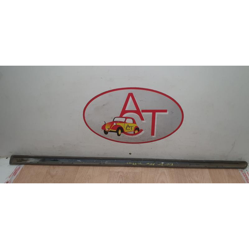 Baguette de porte avant gauche FIAT 500 2 PHASE 1 d’occasion