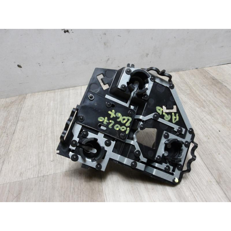 Platine feu arriere droit PEUGEOT 206+ d’occasion