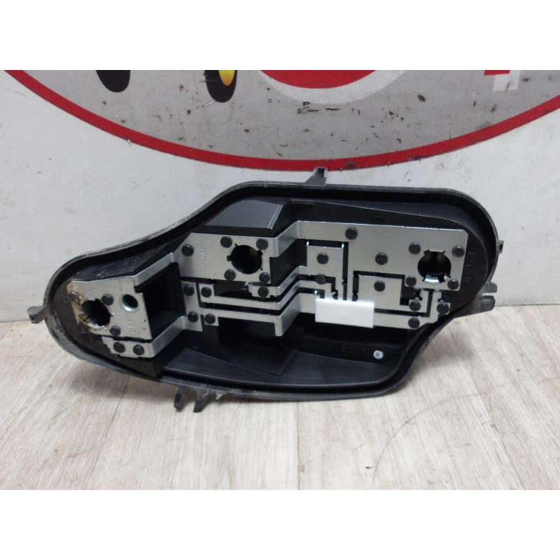 Platine feu arriere gauche CITROEN C3 2 PHASE 2 d’occasion