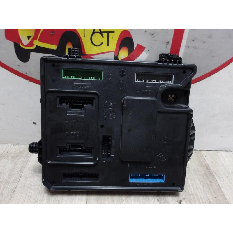 Boitier servitude moteur (BSM) RENAULT GRAND SCENIC 3 PHASE 1 d’occasion