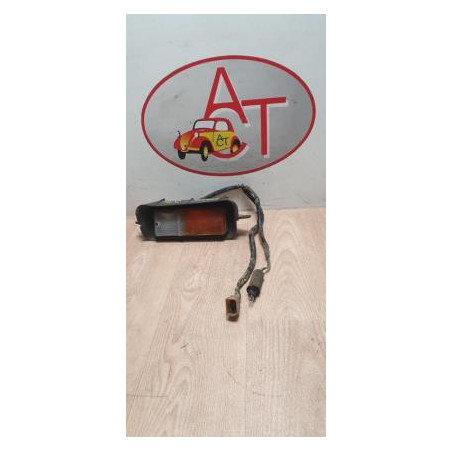 Optique avant secondaire droit (feux)(clignotant) LADA NIVA PHASE 2 d’occasion