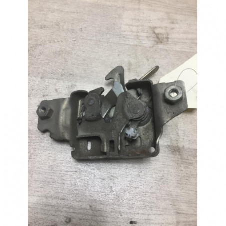 Serrure de capot RENAULT CLIO 3 PHASE 1 d’occasion