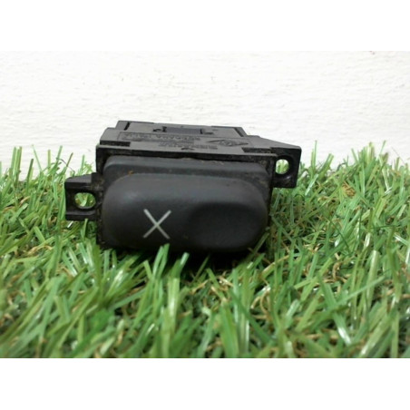 Bouton/Interrupteur RENAULT  d’occasion