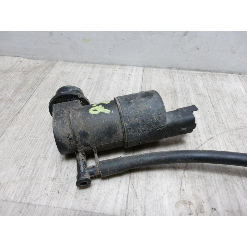 Pompe lave glace avant RENAULT MASTER 2 PHASE 2 d’occasion