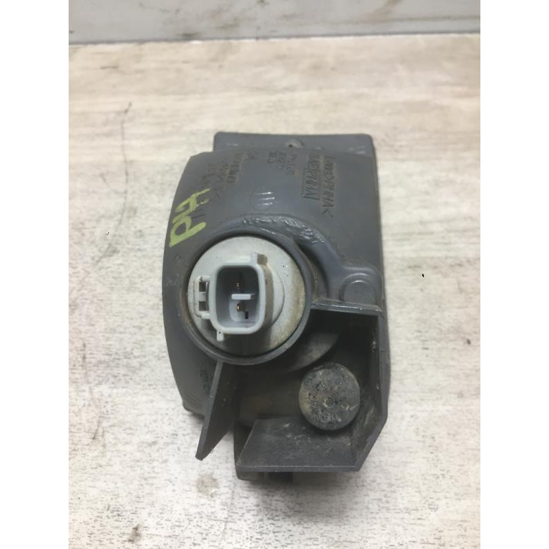 Optique avant secondaire droit (feux)(clignotant) TOYOTA RAV4 2 PHASE 1 d’occasion