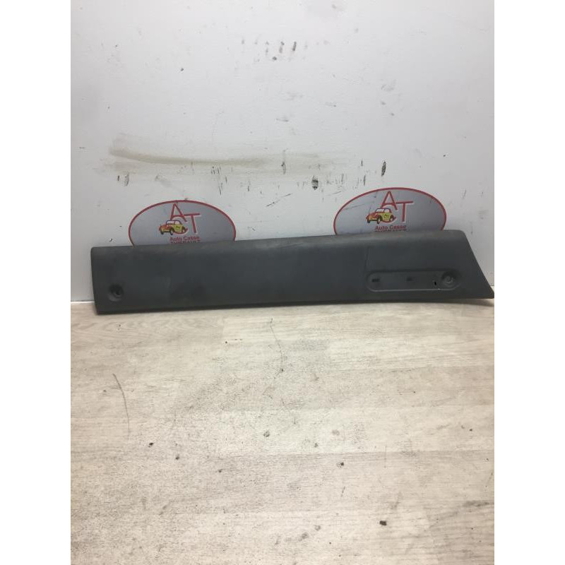 Baguette de porte avant gauche RENAULT MASTER 2 PHASE 2 d’occasion