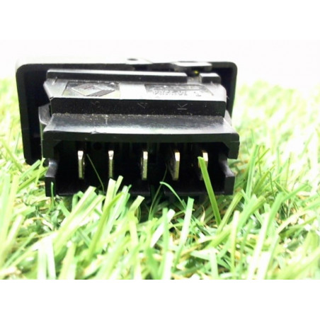 Commande anti brouillard arriere RENAULT R19 CHAMADE PHASE 2 d’occasion