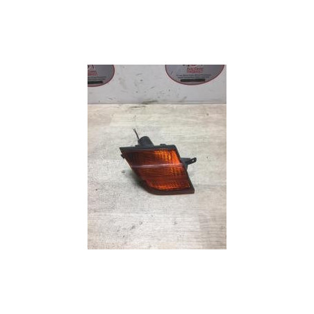 Optique avant secondaire droit (feux)(clignotant) NISSAN MICRA 3 PHASE 1 d’occasion