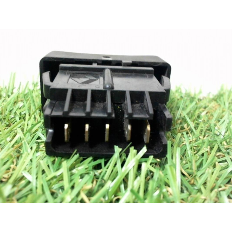Commande de fermeture centralisee RENAULT R21 PHASE 1 d’occasion