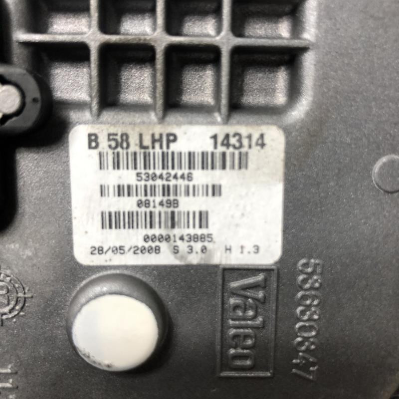 Moteur essuie glace avant droit CITROEN C4 PICASSO 1 d’occasion