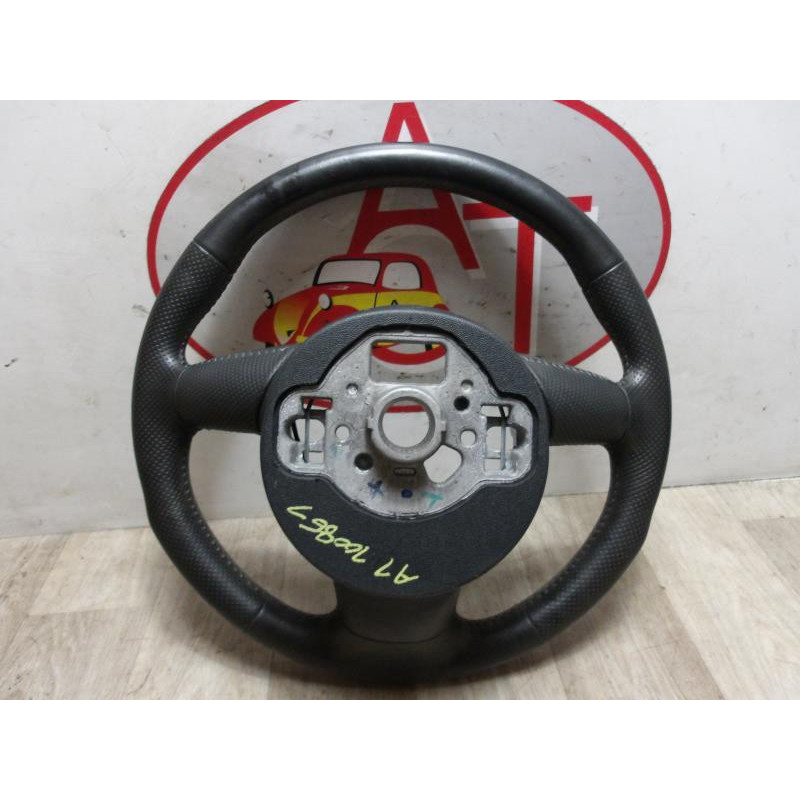 Volant AUDI A1 1 PHASE 1 d’occasion
