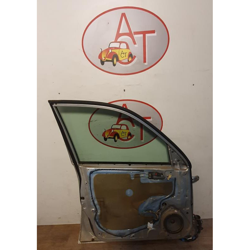 Porte avant gauche TOYOTA RAV4 2 PHASE 1 d’occasion