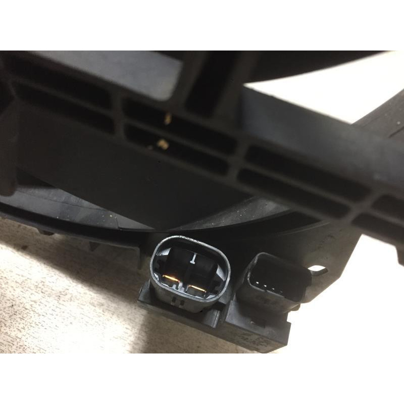 Moto ventilateur radiateur PEUGEOT 207 PHASE 1 CABRIOLET d’occasion