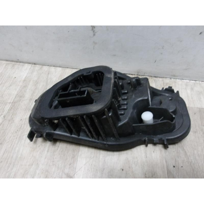 Platine feu arriere gauche RENAULT TWINGO 3 PHASE 1 d’occasion