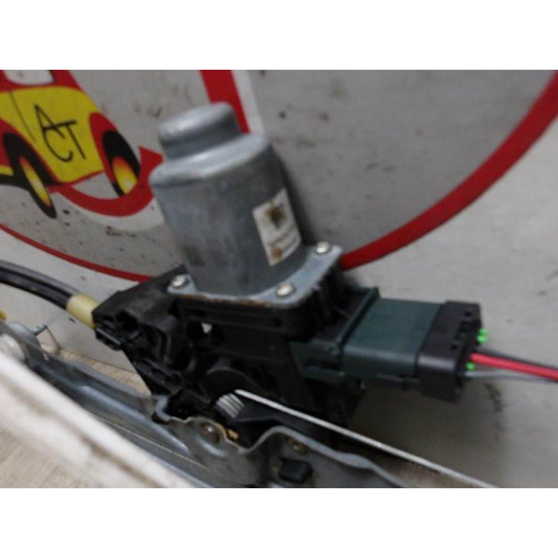 Leve vitre electrique avant gauche RENAULT SCENIC 4 d’occasion