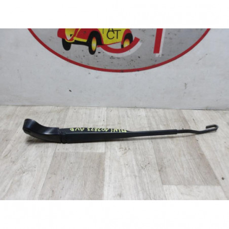 Bras essuie glace avant droit MINI MINI 2 R55 CLUBMAN PHASE 1 BREAK d’occasion
