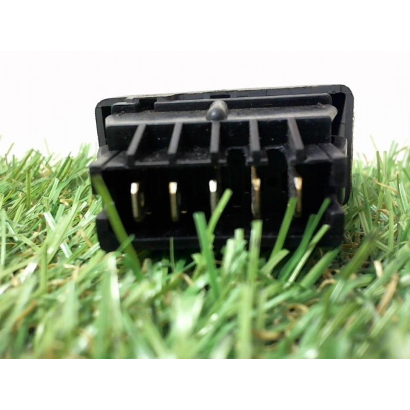 Commande degivrage lunette arriere RENAULT CLIO I PHASE 1 d’occasion
