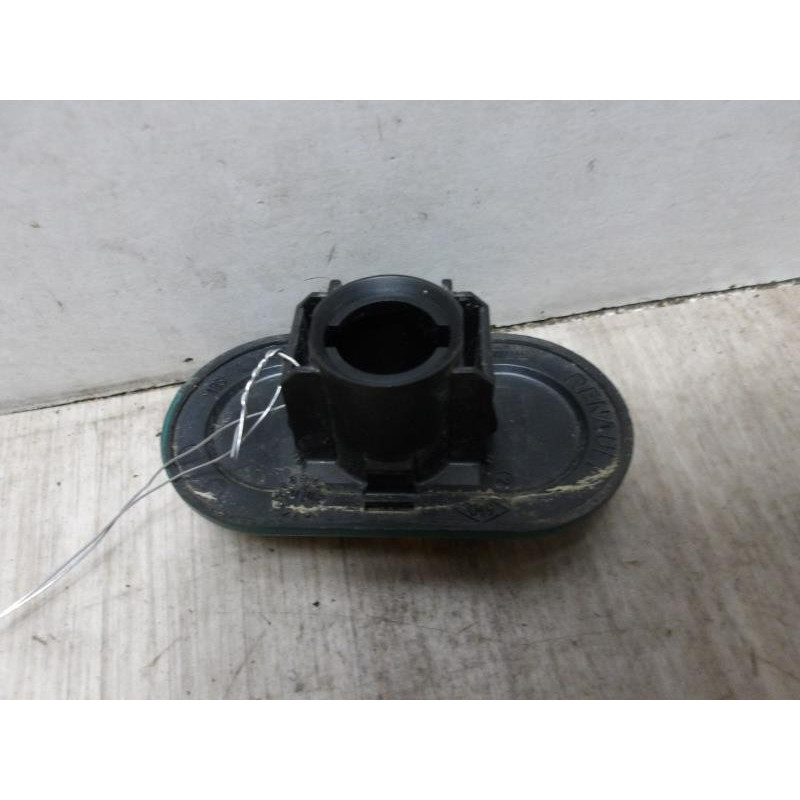 Repetiteur clignotant avant gauche (Feux) RENAULT MASTER 2 PHASE 1 d’occasion