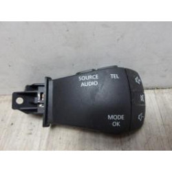 Commande autoradio RENAULT SCENIC 4 d’occasion