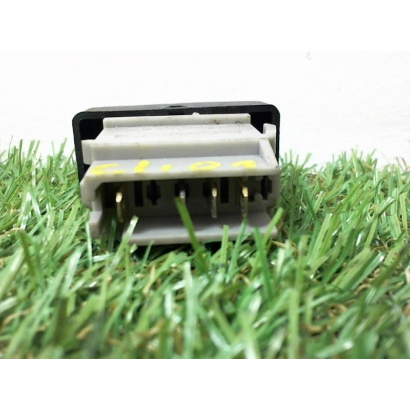 Bouton/Interrupteur RENAULT CLIO I PHASE 2 d’occasion