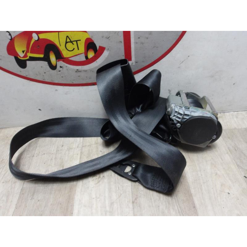Ceinture avant droit RENAULT MEGANE 3 PHASE 1 d’occasion