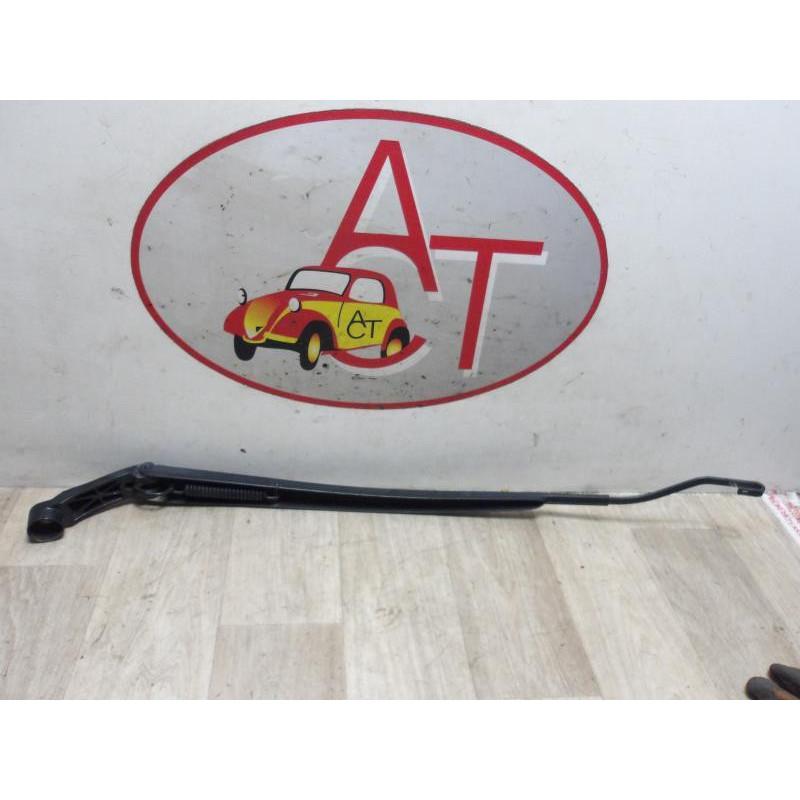 Bras essuie glace avant droit TOYOTA RAV4 3 PHASE 1 d’occasion
