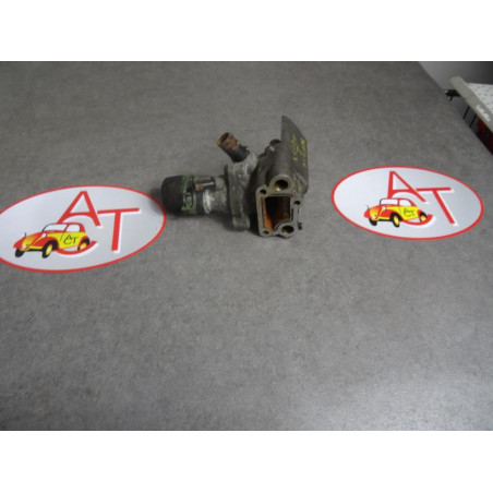 Boitier eau RENAULT MEGANE SCENIC I PHASE 1 d’occasion