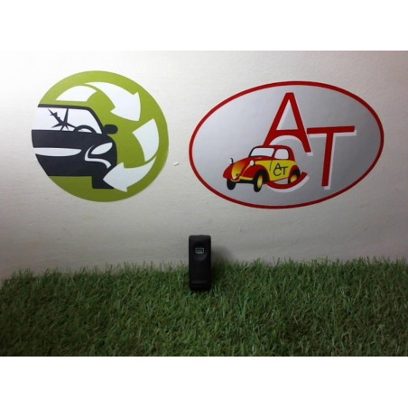 Commande degivrage lunette arriere RENAULT R19 CHAMADE PHASE 2 d’occasion