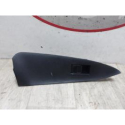Interrupteur de leve vitre arriere droit TOYOTA RAV4 3 PHASE 1 d’occasion