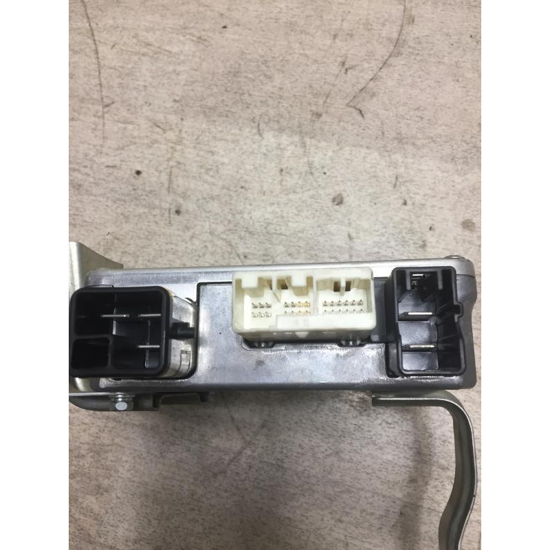Calculateur direction assistee electrique TOYOTA RAV4 3 PHASE 1 d’occasion