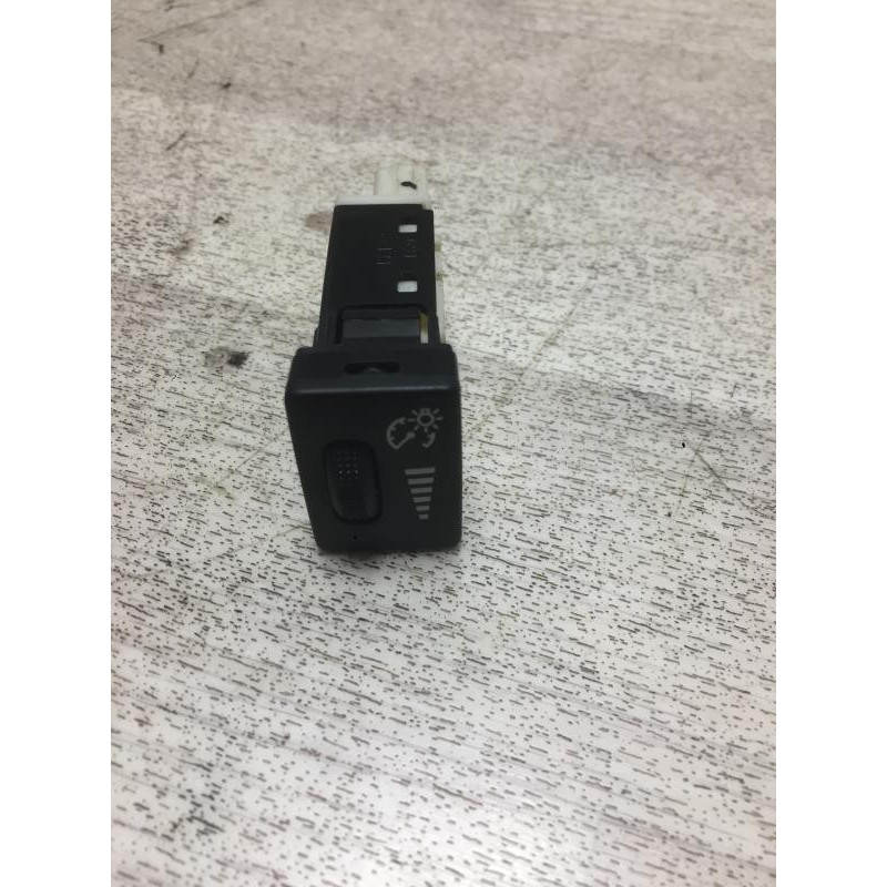 Commande de reglage eclairage tableau de bord TOYOTA RAV4 3 PHASE 1 d’occasion