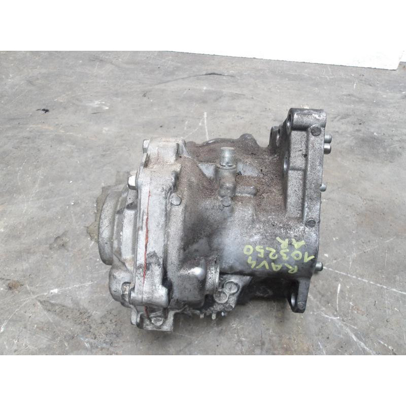 Boite de transfert TOYOTA RAV4 3 PHASE 1 d’occasion
