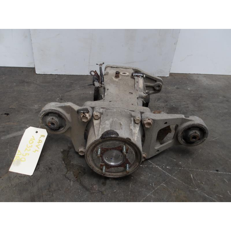 Pont (propulsion) TOYOTA RAV4 3 PHASE 1 d’occasion