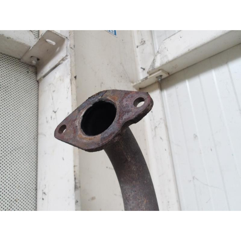 Tube intermediaire (echappement) FORD FIESTA 6 PHASE 1 d’occasion