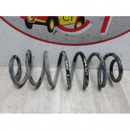 Ressort de suspension arriere droit FORD FIESTA 6 PHASE 1 d’occasion