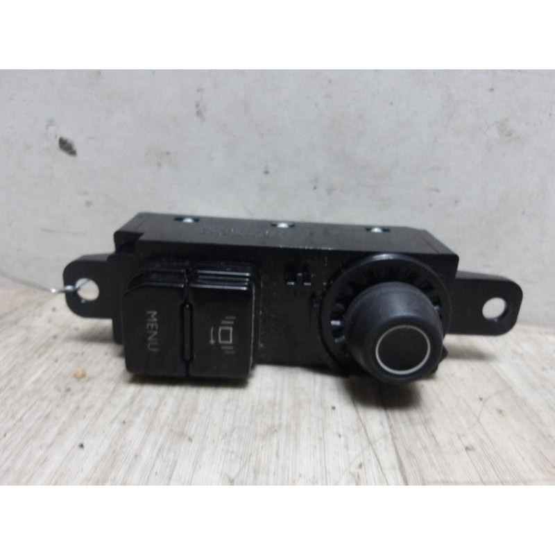 Commande GPS PEUGEOT 208 1 PHASE 1 d’occasion