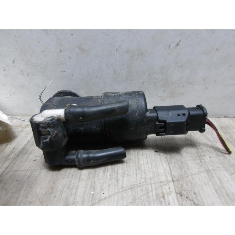 Pompe lave glace avant PEUGEOT 208 1 PHASE 1 d’occasion