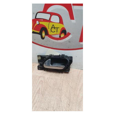 Poignee interieur avant gauche CITROEN C3 PICASSO PHASE 1 d’occasion