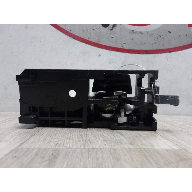 Poignee porte avant gauche SUZUKI SX4 1 d’occasion