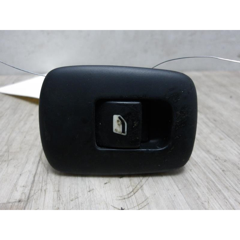Interrupteur de leve vitre arriere droit CITROEN C3 PICASSO PHASE 1 d’occasion